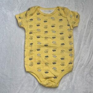 (3 for $10) koala baby gender neutral yellow rain cloud bodysuit onesie 🌧️